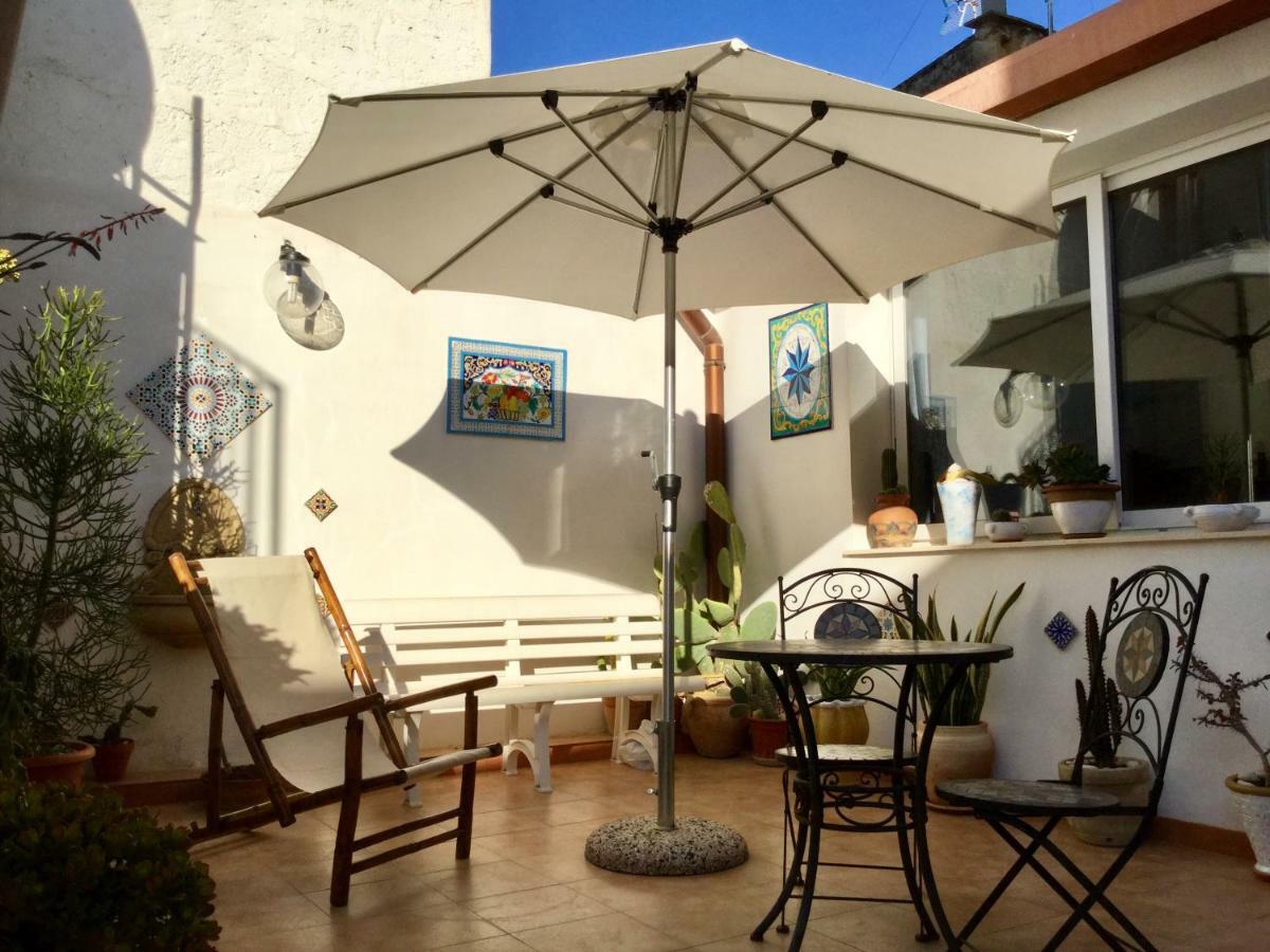 Case Vazzana - Cortile Sant'Agostino Mazara del Vallo Εξωτερικό φωτογραφία